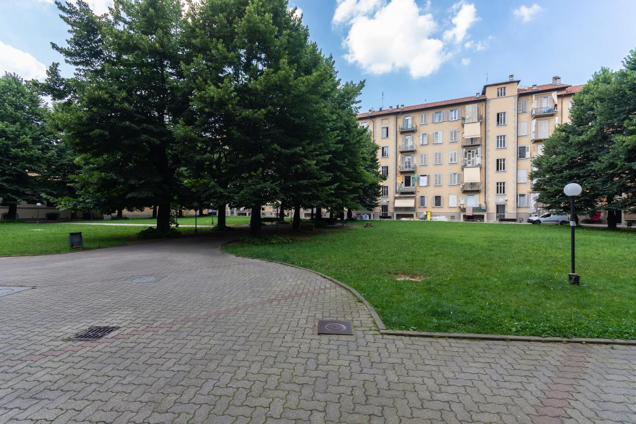 Cenisia & Porta Susa Roomy Flat